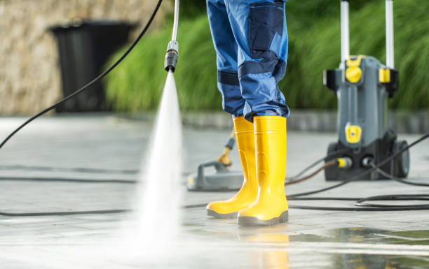 Best Pressure Washing Services for Businesses  in Deephaven, MN